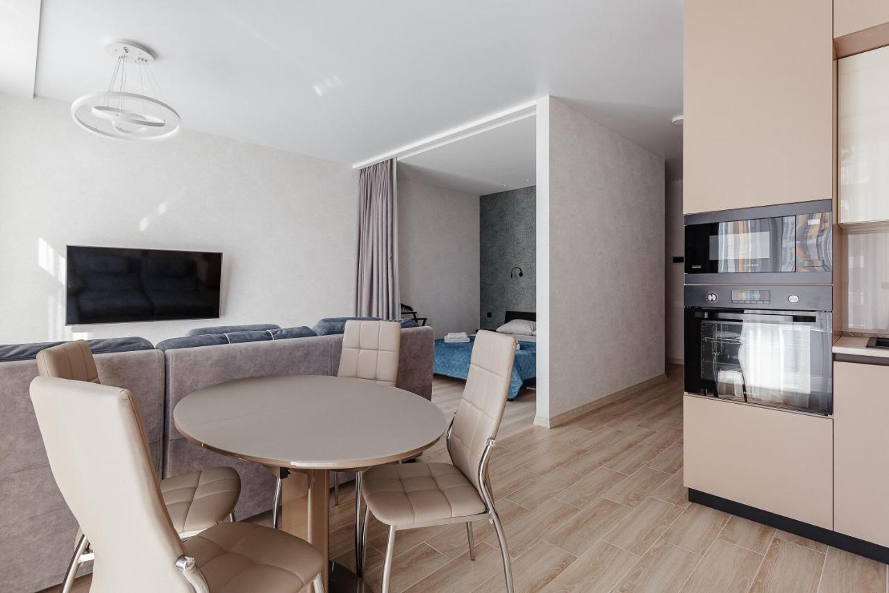 Premium Apartments Four Seasons Odesa Exterior photo